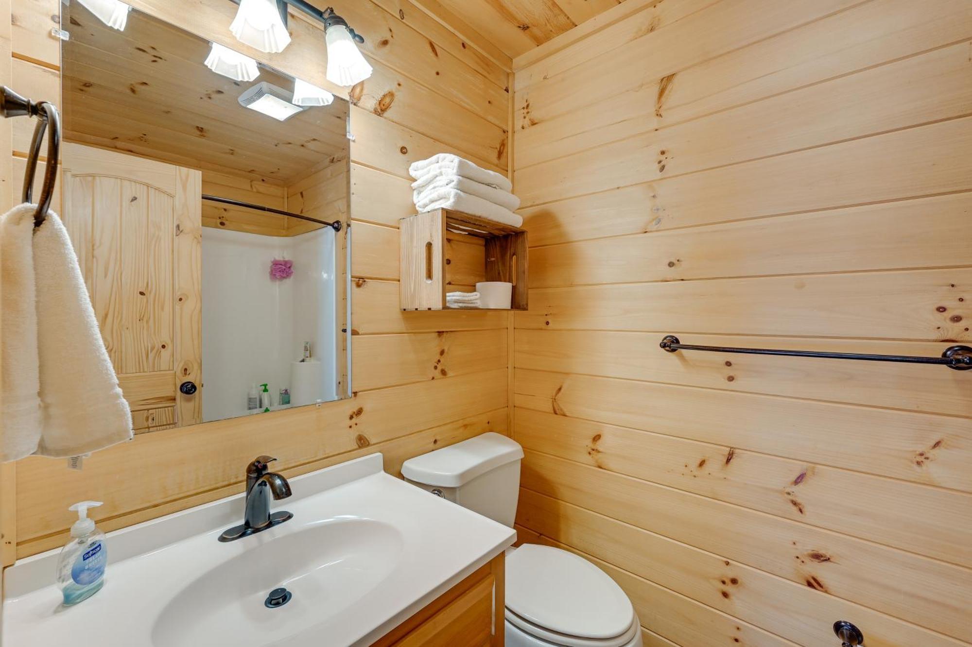 Warm And Cozy Cabin With Deck On Top Of The Blue Ridge Fancy Gap المظهر الخارجي الصورة