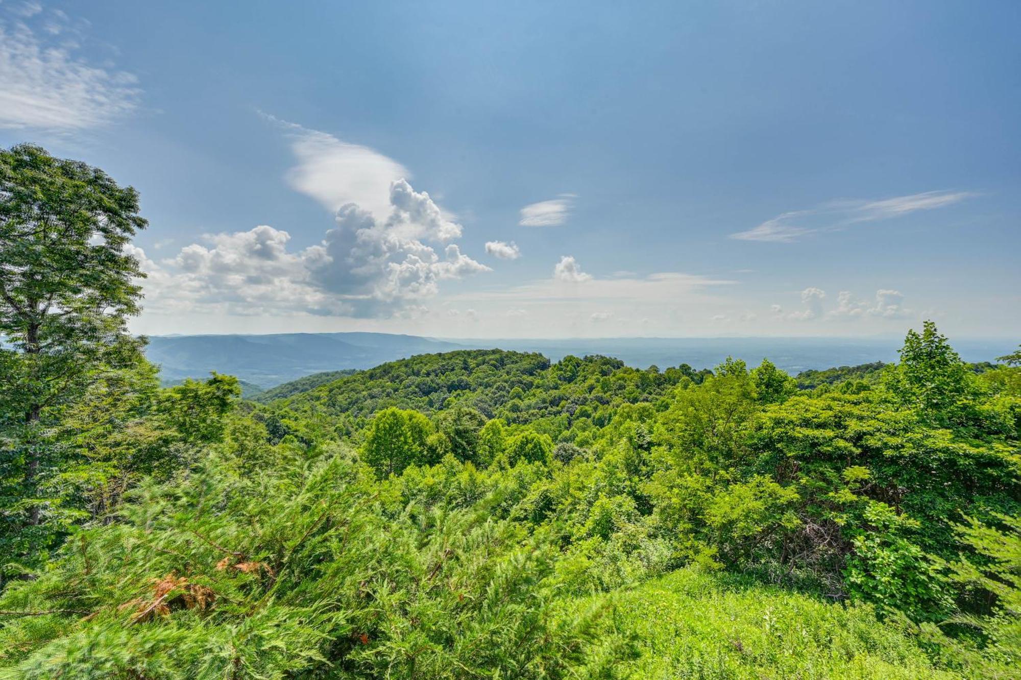 Warm And Cozy Cabin With Deck On Top Of The Blue Ridge Fancy Gap المظهر الخارجي الصورة